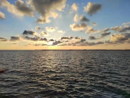 hahabet�ǳ��󺣹ٷ���վ-�����������ͷ