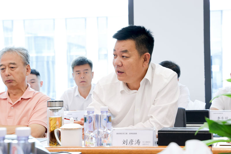 hahabet�ǳ��󺣹ٷ���վ-�����������ͷ